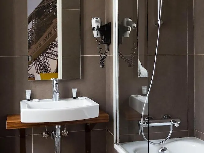 Le 20 Prieure 3* Paris