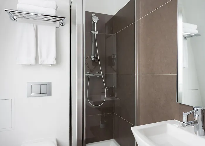 Le 20 Prieure Παρίσι