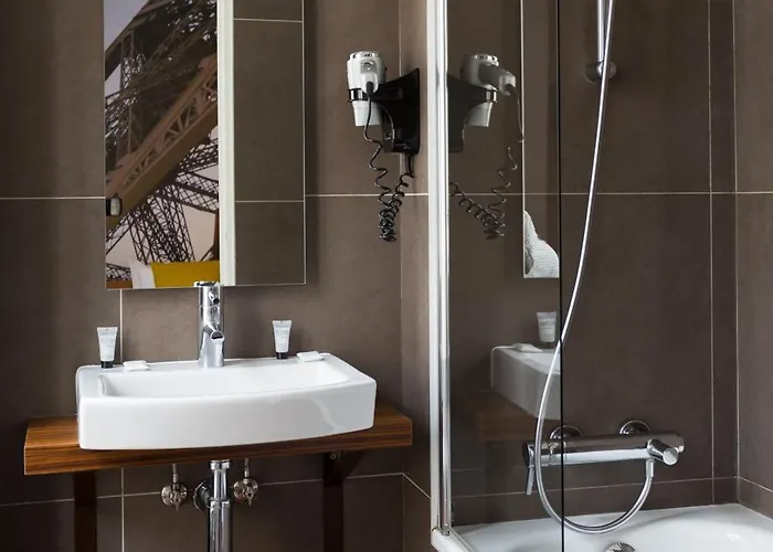 Le 20 Prieure 3* Paris