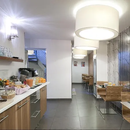 Le 20 Prieure Hotel Paryż